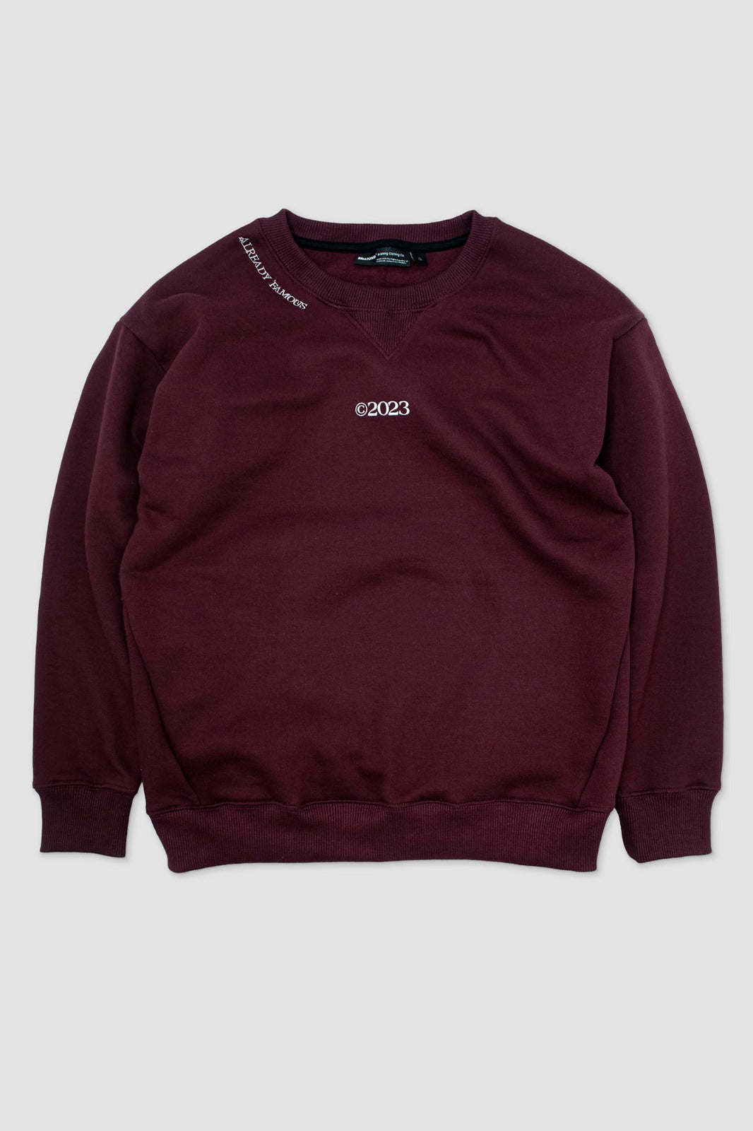 Polera Sweatshirt Famous Vino